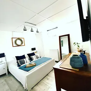 Magnolia 32 , Auch Frankrijk